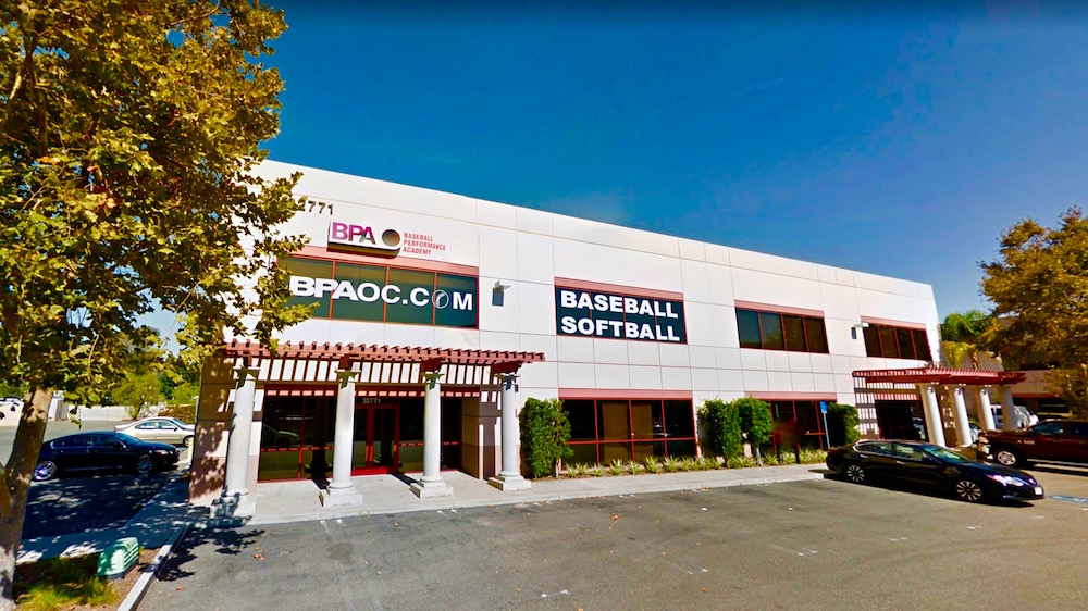 14 Indoor Batting Cages & Pricing — On Deck Batting Cages — Long Beach,  California